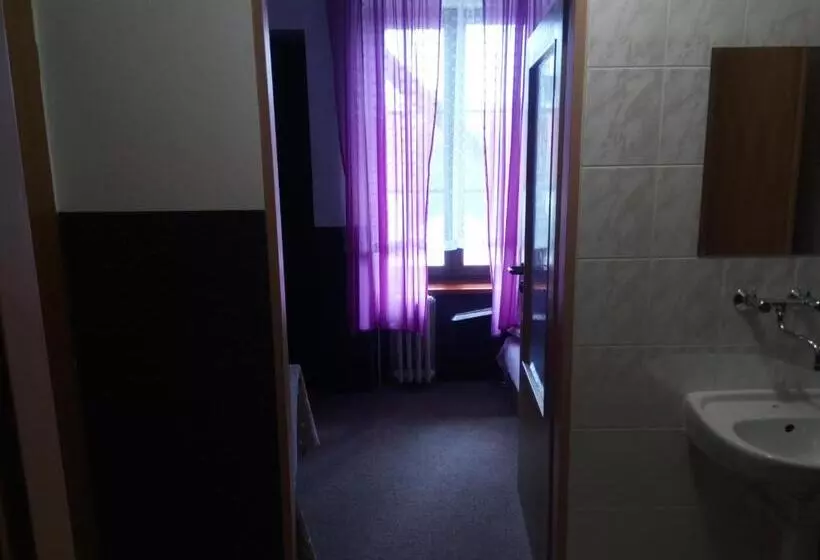 Majatalo Penzion Poprda