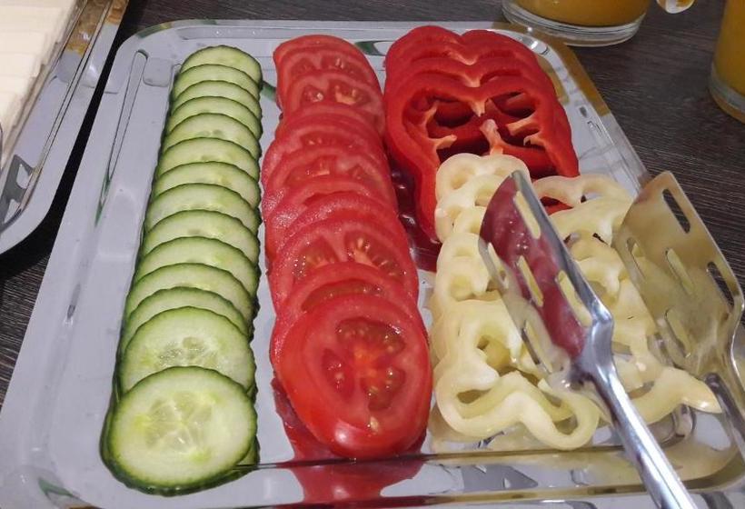 Vén Diófa De Lux Panzió