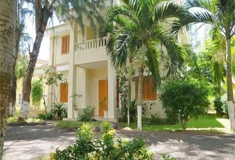 استراحتگاه River Ray Estates