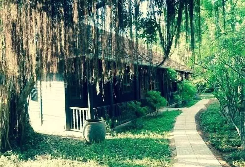 استراحتگاه River Ray Estates