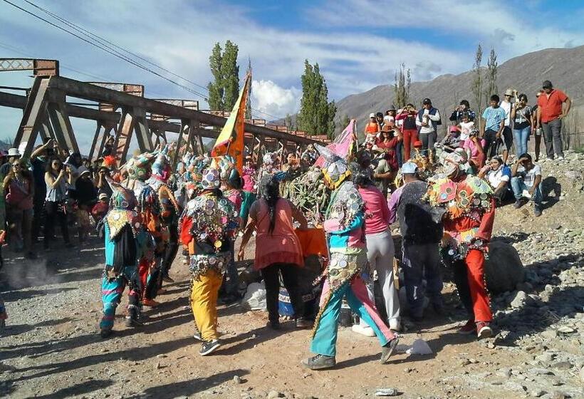 הוסטל Hosteria La Morada