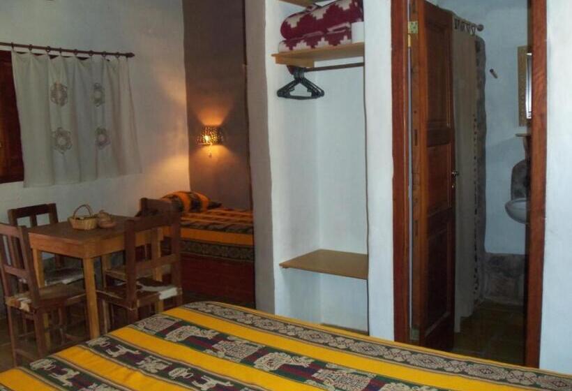 הוסטל Hosteria La Morada