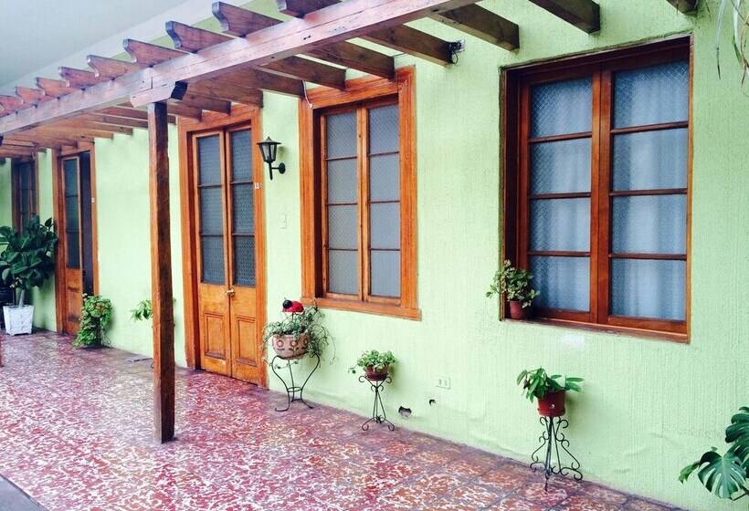 هتل Serena Centro