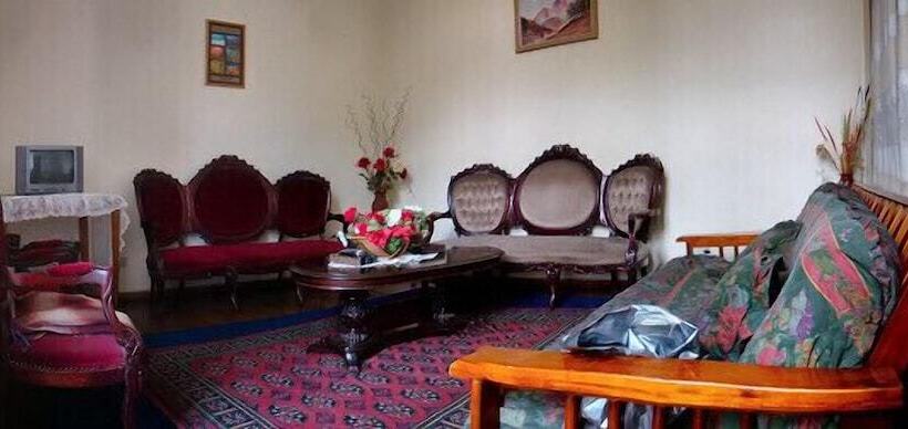 هتل Serena Centro