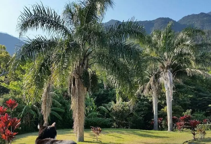 Majatalo Cottage Hana Mana