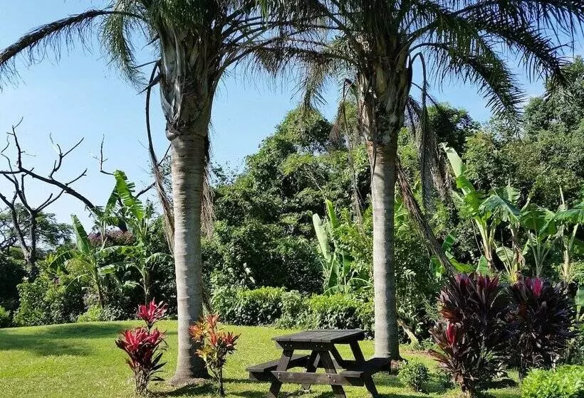 Majatalo Cottage Hana Mana