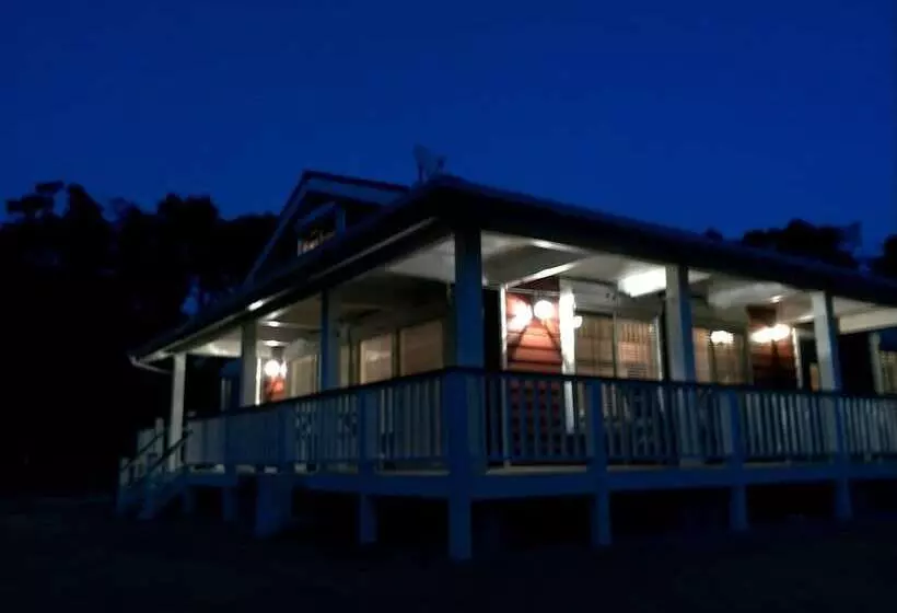 Majatalo Cottage Hana Mana