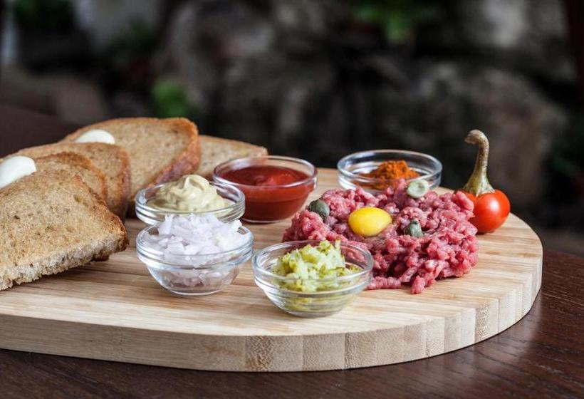 펜션 Excalibur Penzion A Restaurace