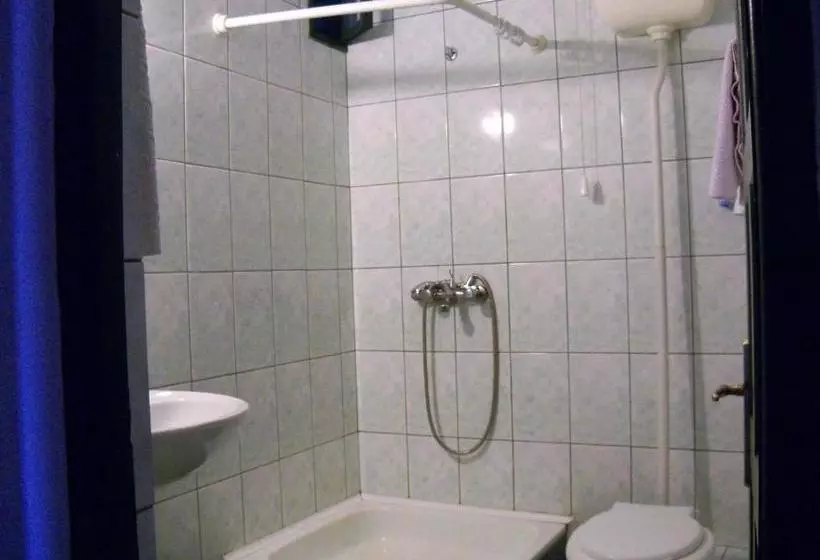 پانسیون Góbé Csárda