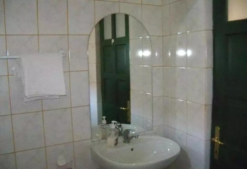 پانسیون Góbé Csárda