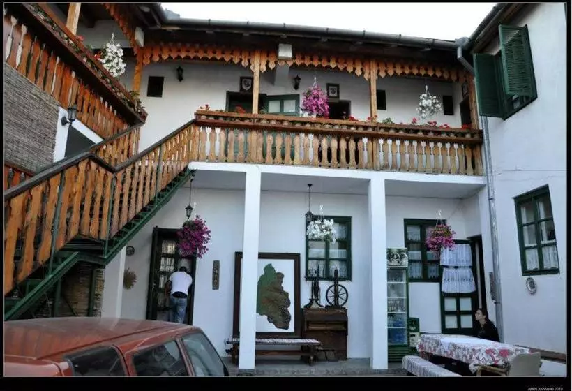 پانسیون Góbé Csárda