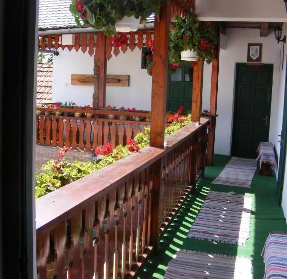 پانسیون Góbé Csárda