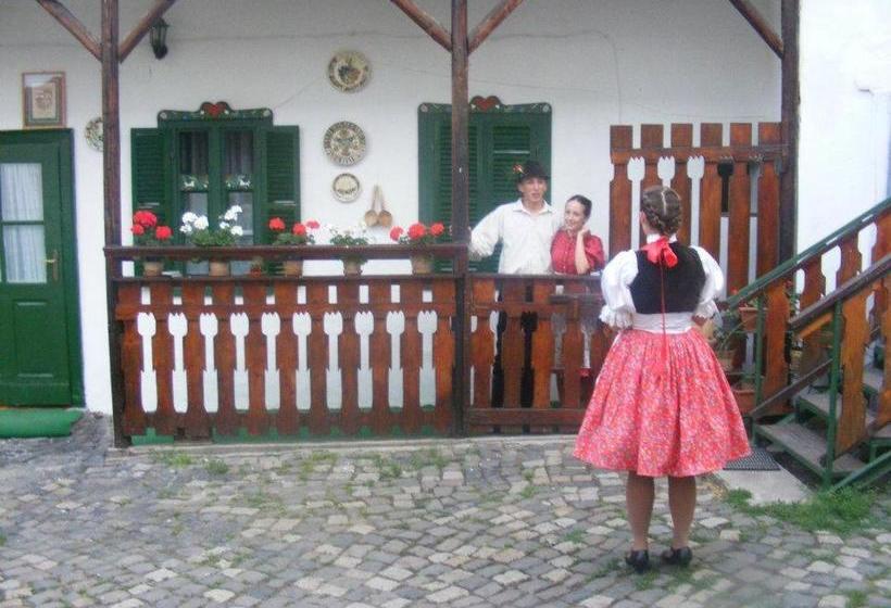 پانسیون Góbé Csárda