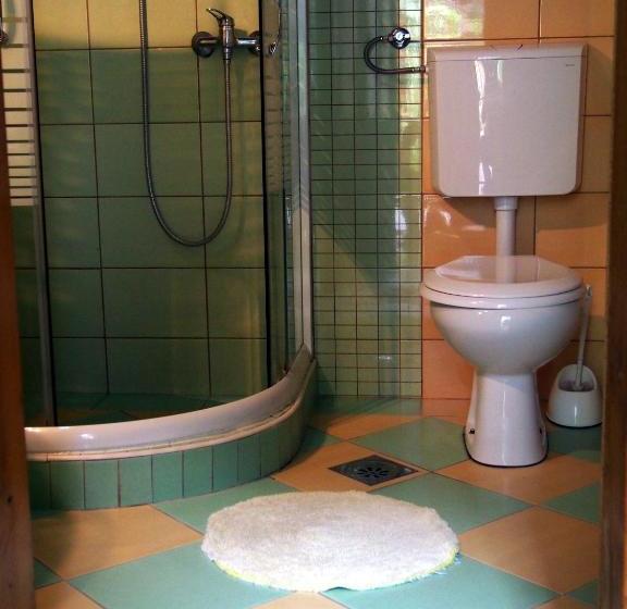 پانسیون Guest Accommodation Etno Konak Tašana