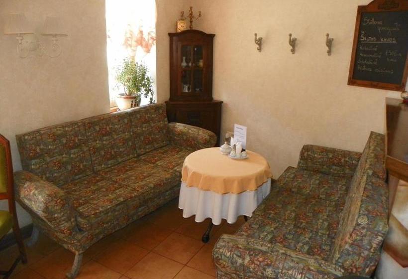 پانسیون Guest House Novus Rex