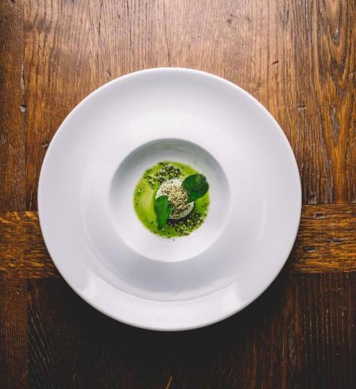 پانسیون Kabaj Wine & Dine