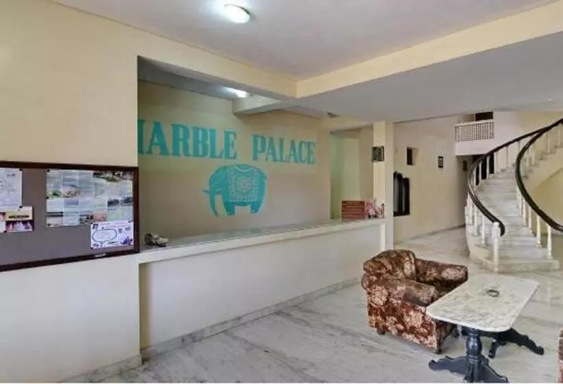 ペンション Marble Palace