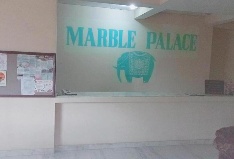 پانسیون Marble Palace