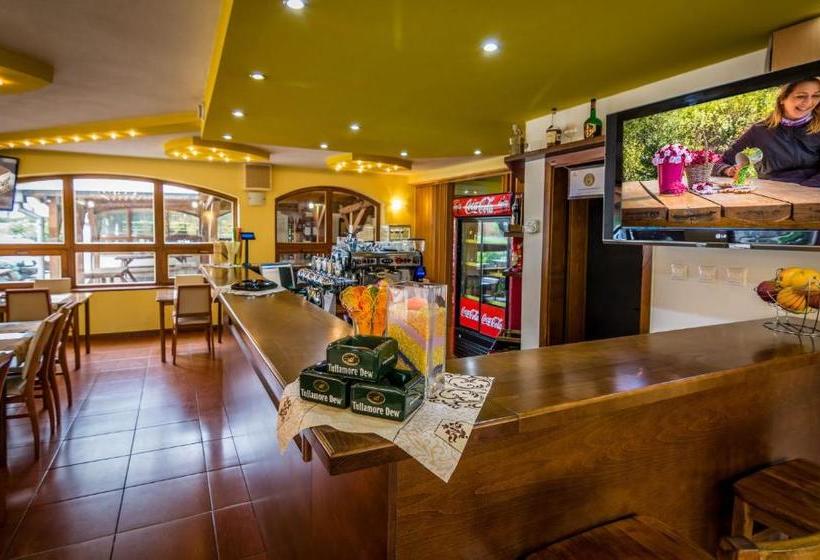 بنسيون Penzion Almada