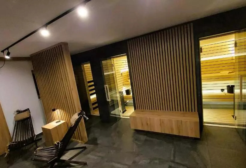 ペンション T E M P F E R 2 Apartments & Rooms With New Wellness
