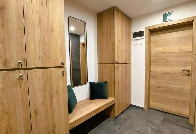 ペンション T E M P F E R 2 Apartments & Rooms With New Wellness