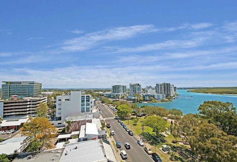 Space Holiday Apartments