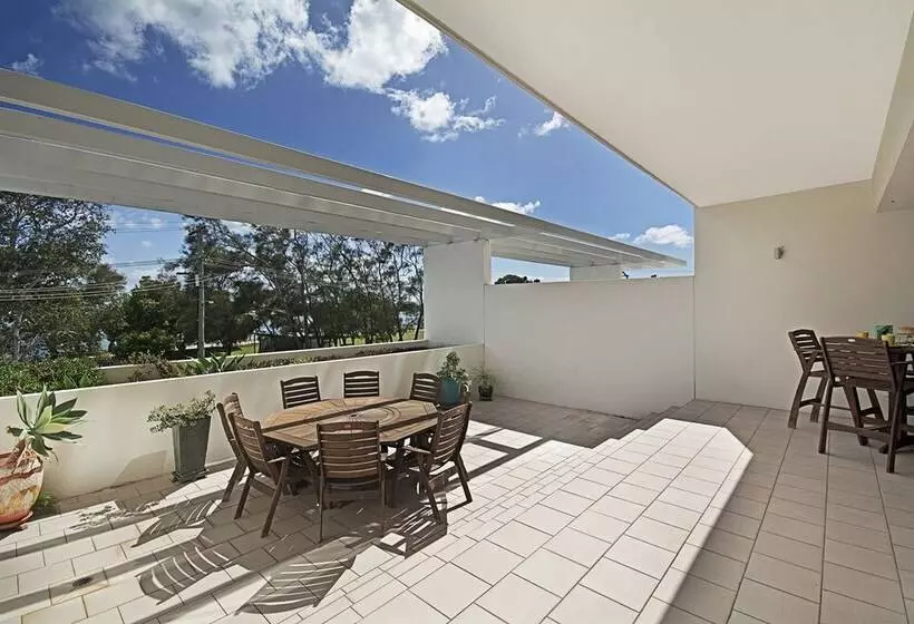 Space Holiday Apartments