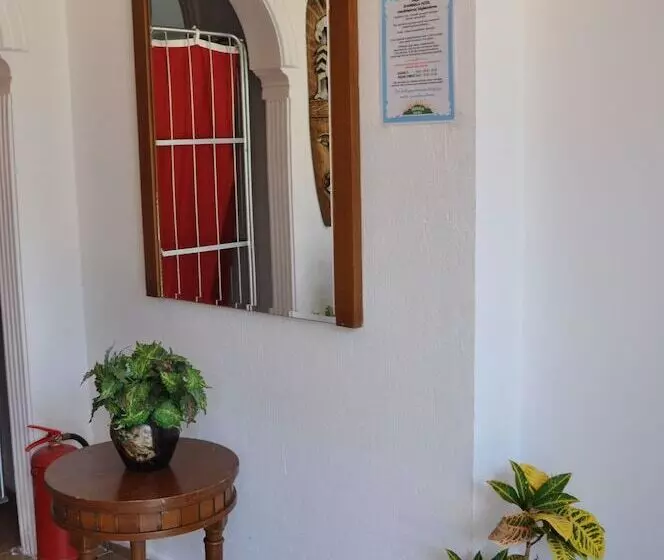 Hotelli Adrasan Shambala