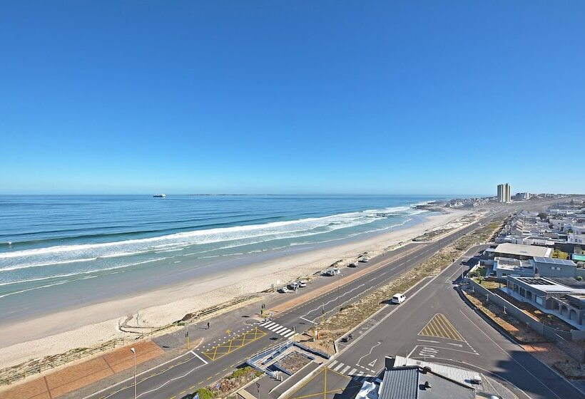 בית מלון כפרי Blaauwberg Beach