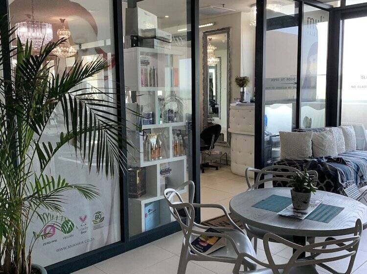 בית מלון כפרי Blaauwberg Beach