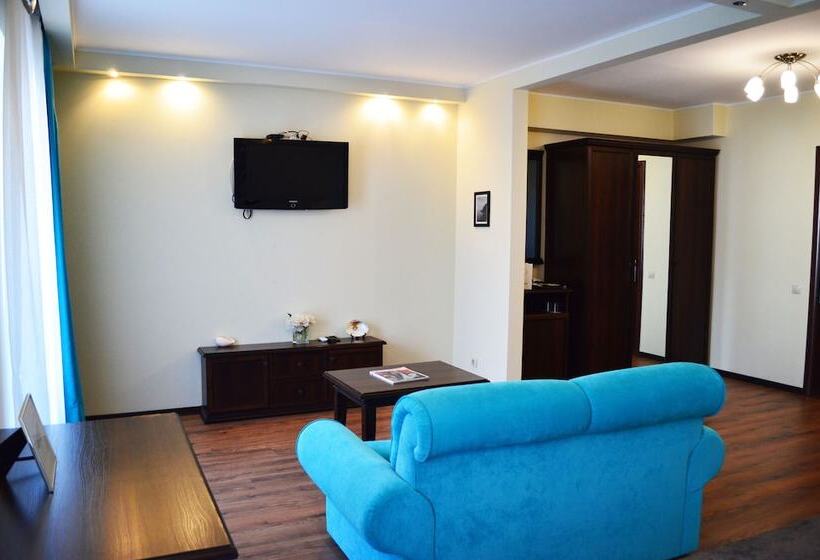 בית מלון כפרי Blue Lagoon