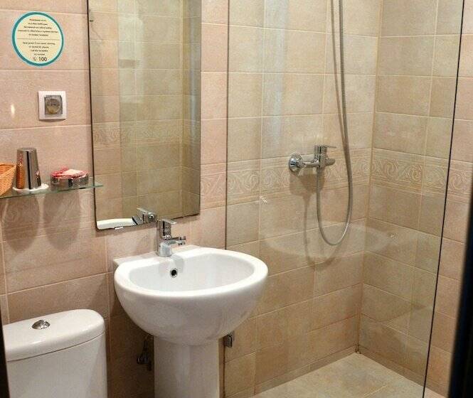 בית מלון כפרי Blue Lagoon