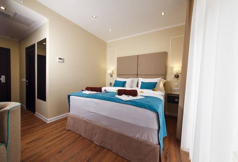 בית מלון כפרי Blue Lagoon