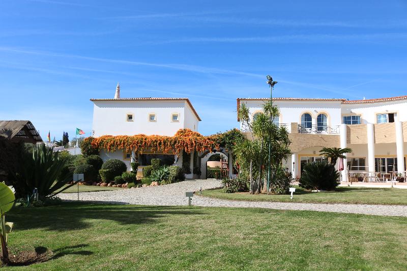 בית מלון כפרי Cvl Clube House