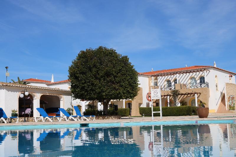 בית מלון כפרי Cvl Clube House