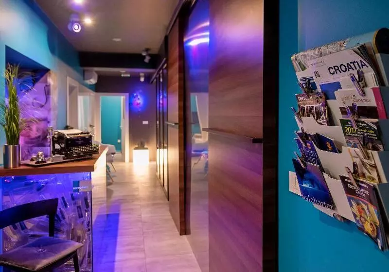 Hotel Design B&b Bacvice Arti