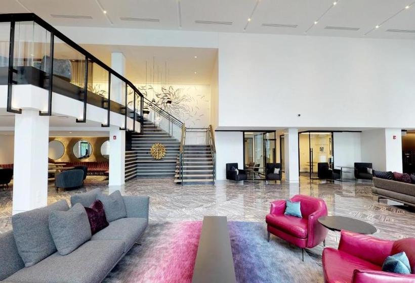 ホテル Global Luxury Suites In South End