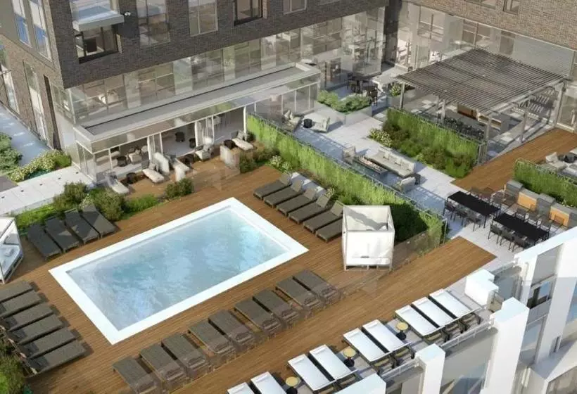 هتل Global Luxury Suites In South End