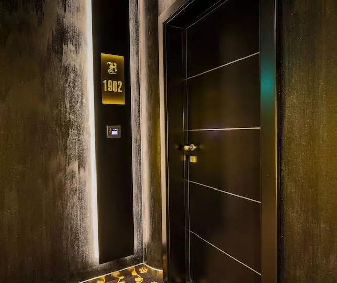 H Hotel - Adults Only