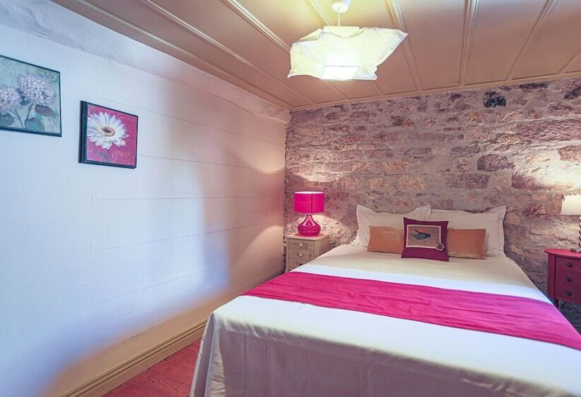 בית מלון כפרי Macaron Konagi