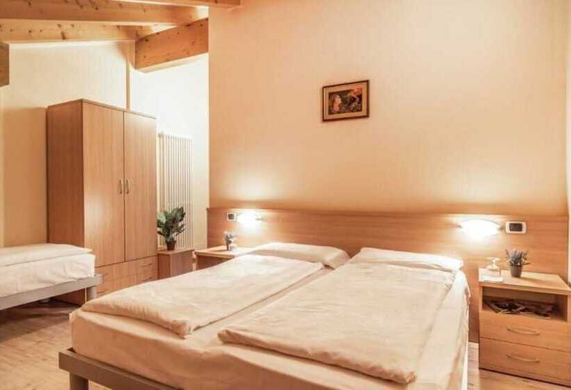 فندق Monclassico