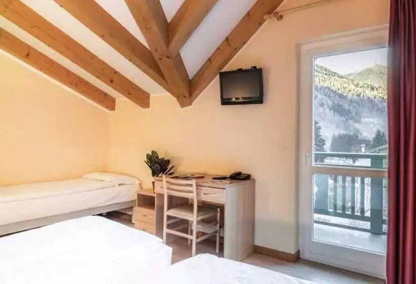 Hotel Monclassico