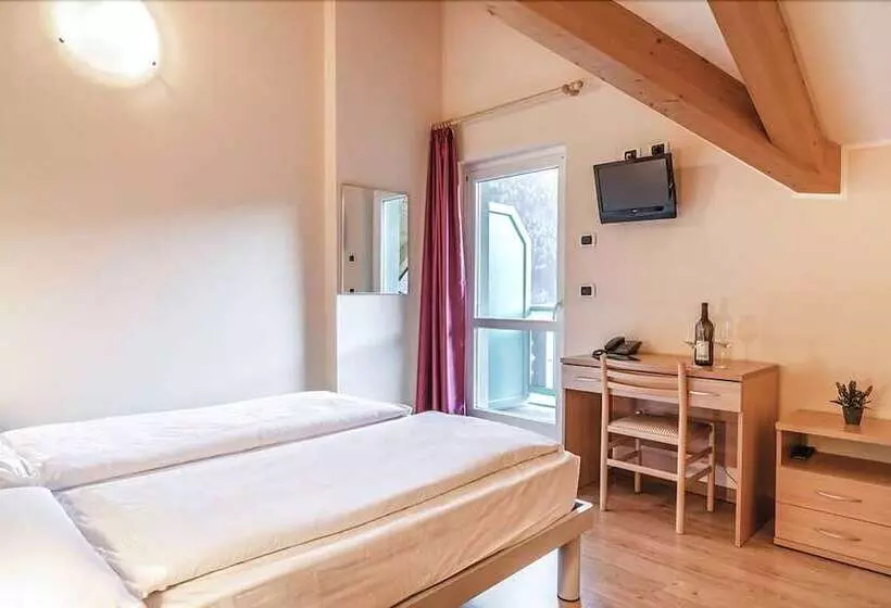 Hotel Monclassico