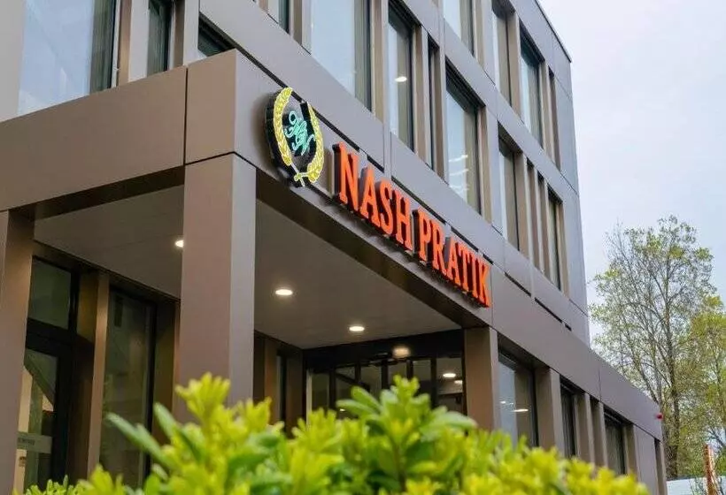Hotelli Nash Pratik
