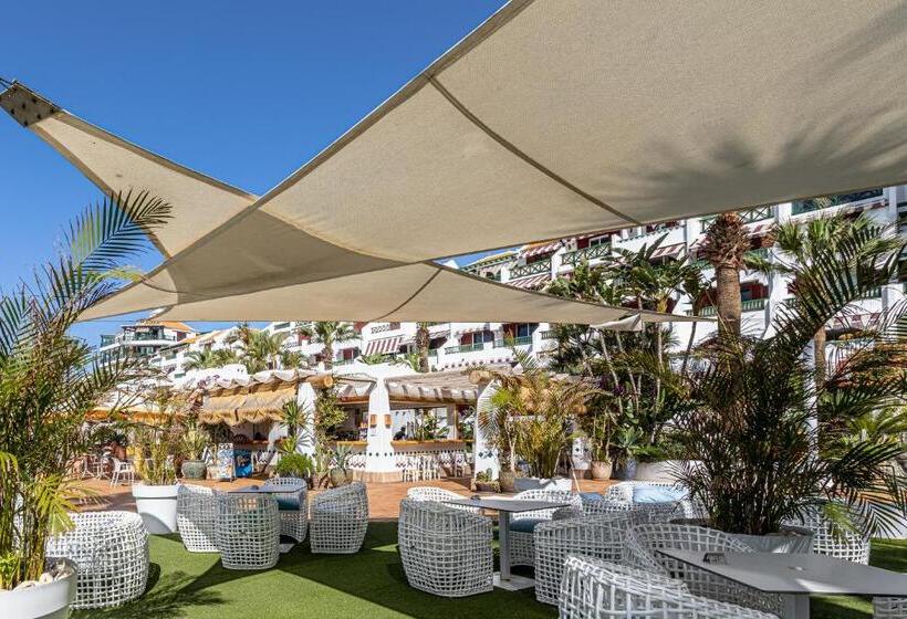 هتل Parque Santiago IV Official