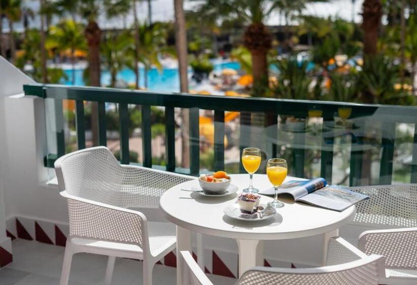 هتل Parque Santiago IV Official