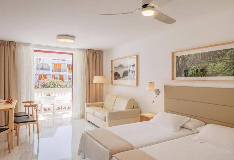 هتل Parque Santiago IV Official