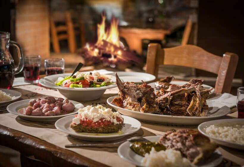 Petousis Hotel & Suites