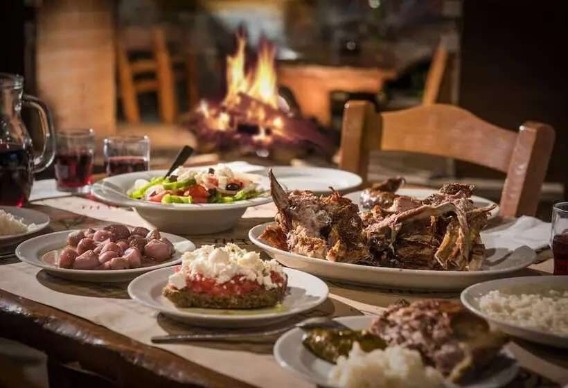 Petousis Hotel & Suites