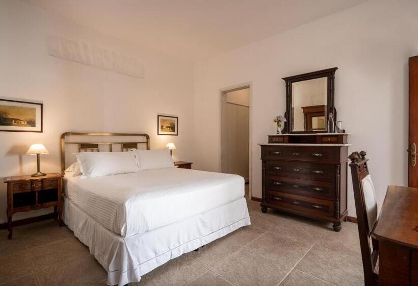 Отель Posada Manuel Lobo